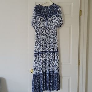 Gap blue floral maxi dress